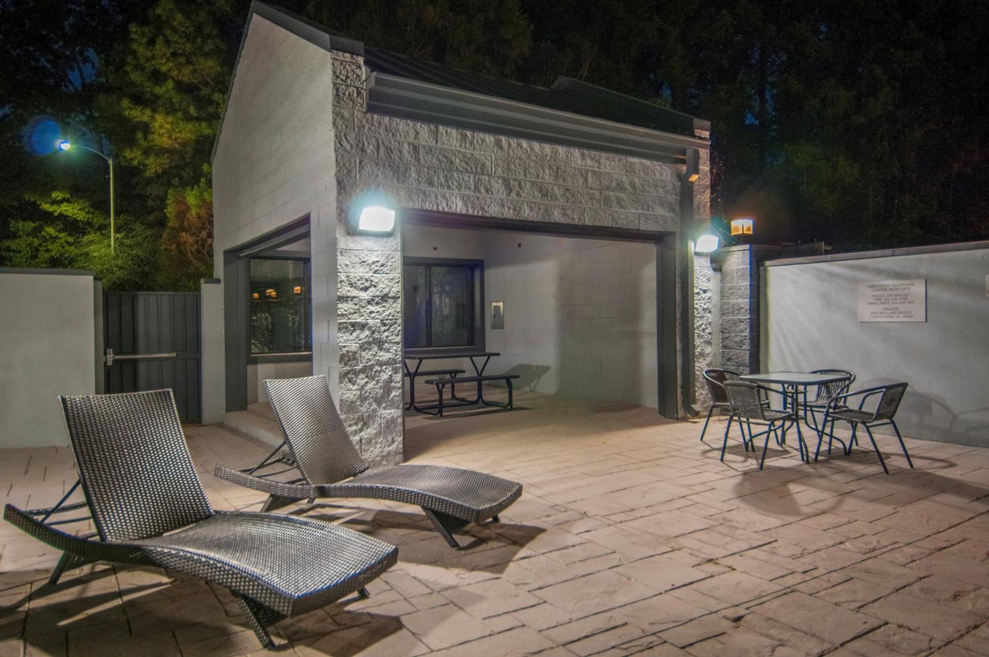 Wingate By Wyndham Tuscaloosa Hotel Exterior photo